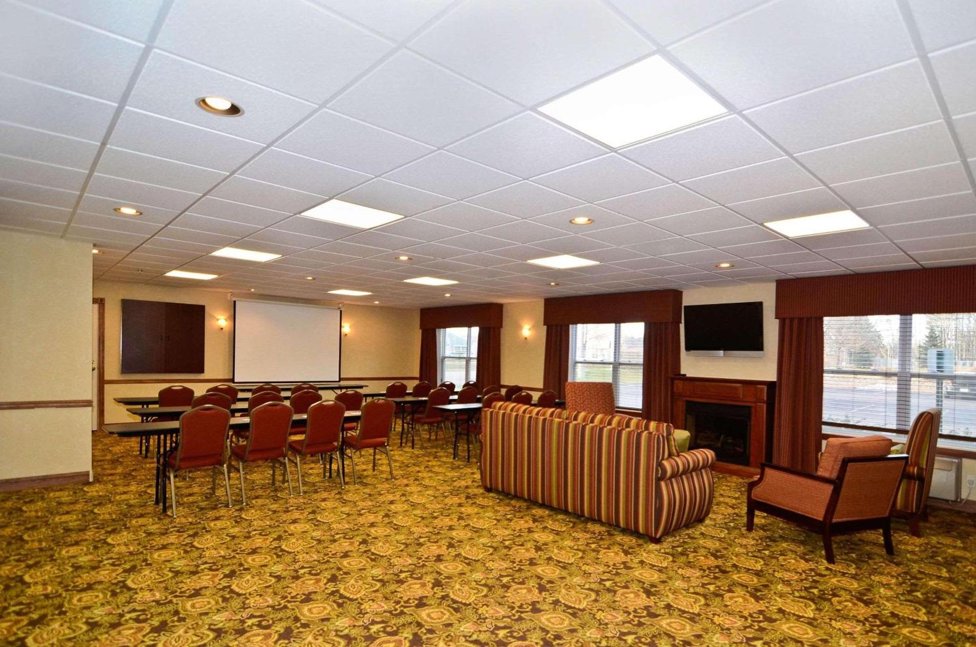 Country Inn & Suites By Radisson, Stevens Point, Wi Esterno foto